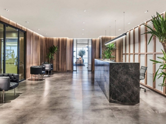 Thiết kế văn phòng gỗ công nghiệp sang trọng